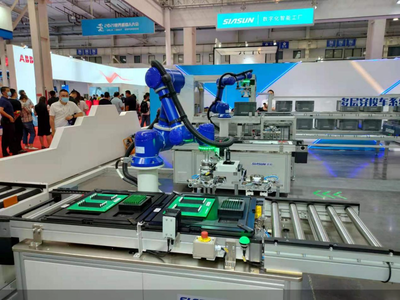 2021世界機(jī)器人大會 從仿生魚到機(jī)械臂的科技盛宴